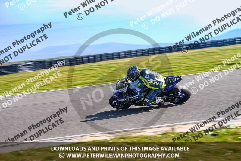 anglesey no limits trackday;anglesey photographs;anglesey trackday photographs;enduro digital images;event digital images;eventdigitalimages;no limits trackdays;peter wileman photography;racing digital images;trac mon;trackday digital images;trackday photos;ty croes